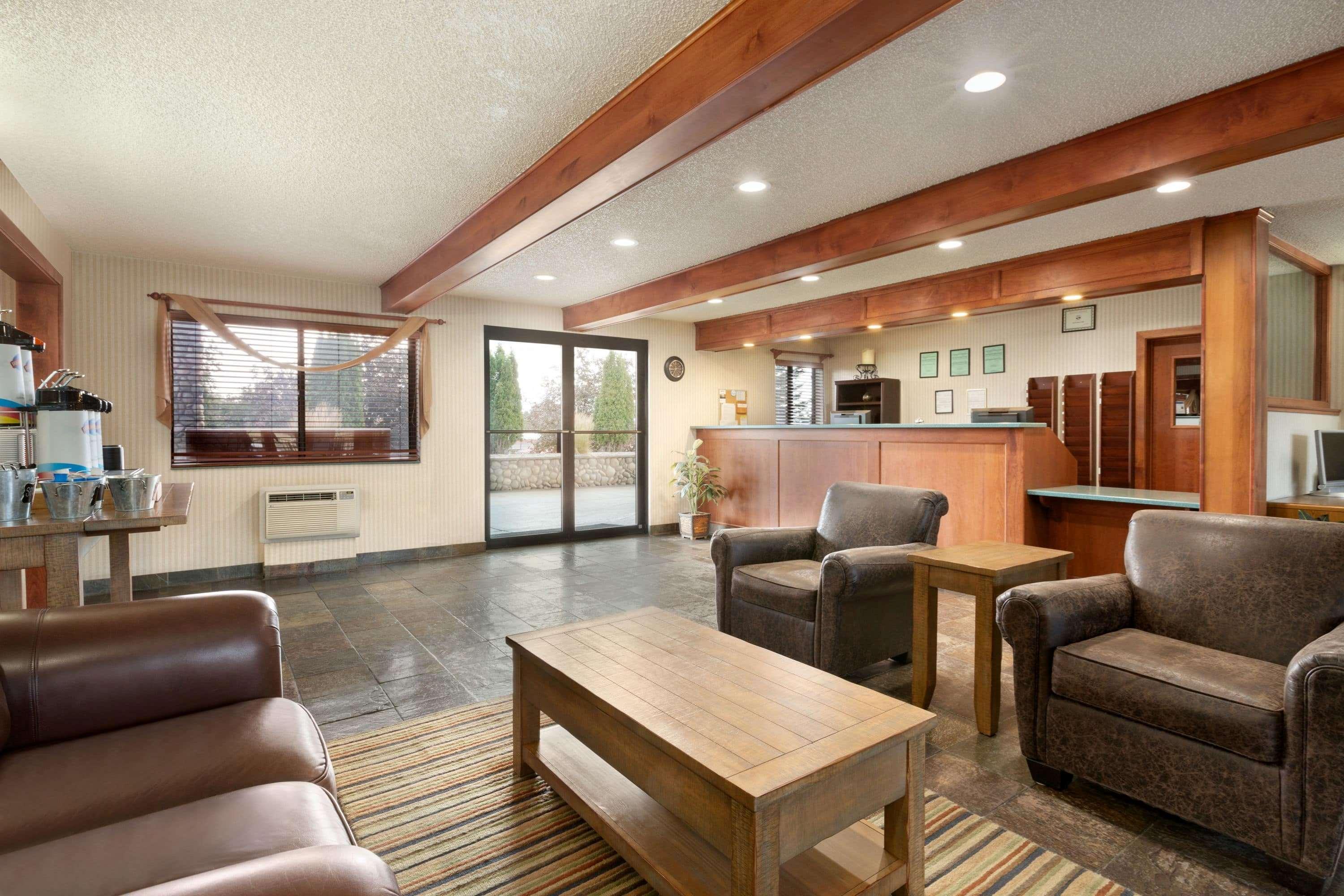 Hotel Baymont By Wyndham Whitefish Esterno foto