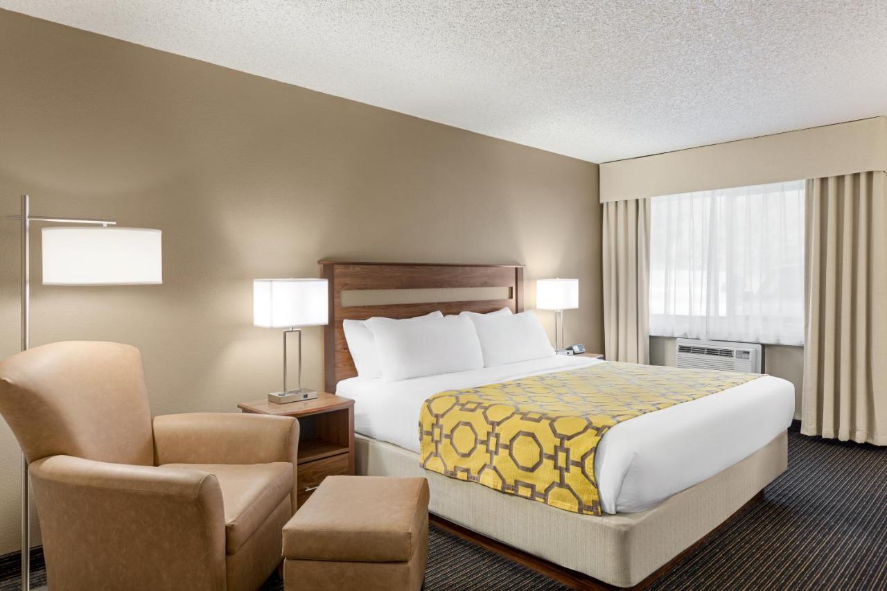 Hotel Baymont By Wyndham Whitefish Esterno foto