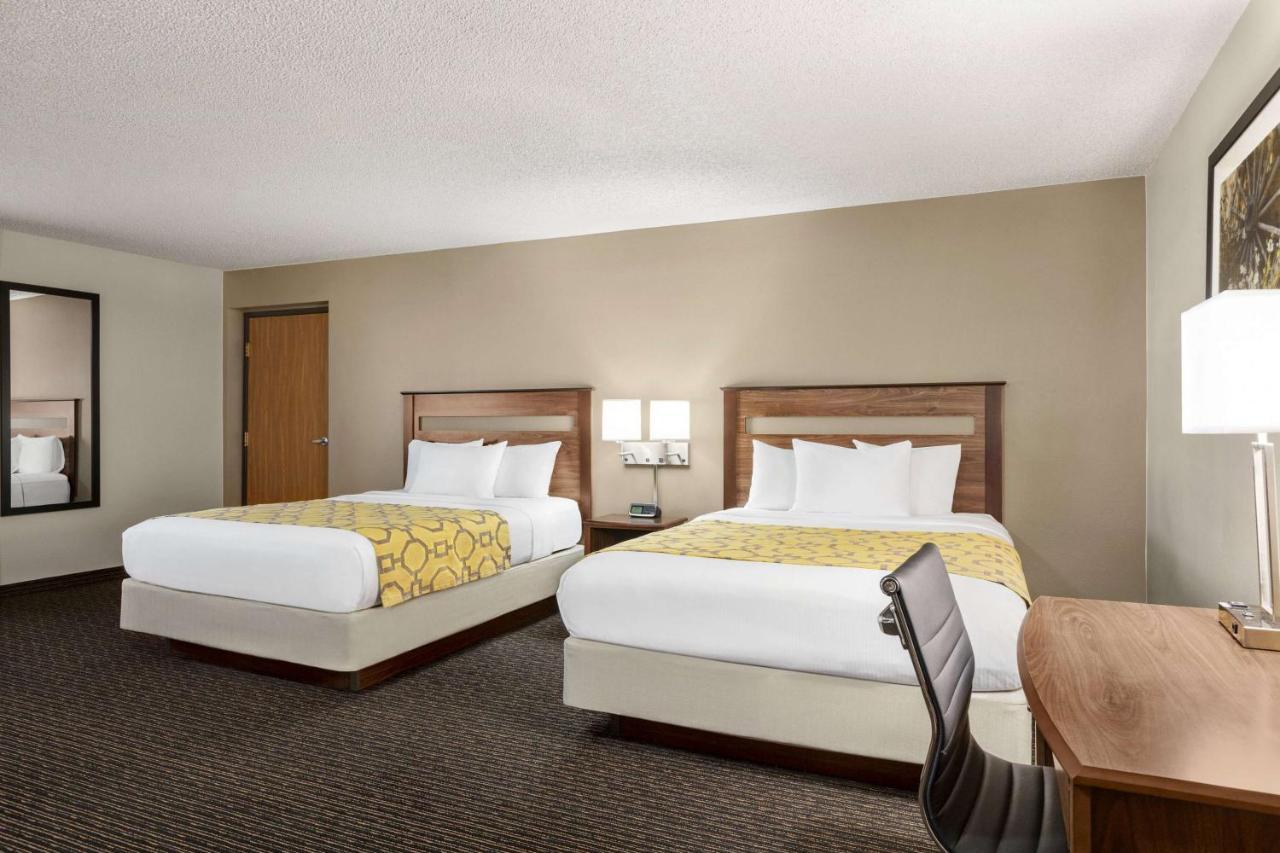 Hotel Baymont By Wyndham Whitefish Esterno foto