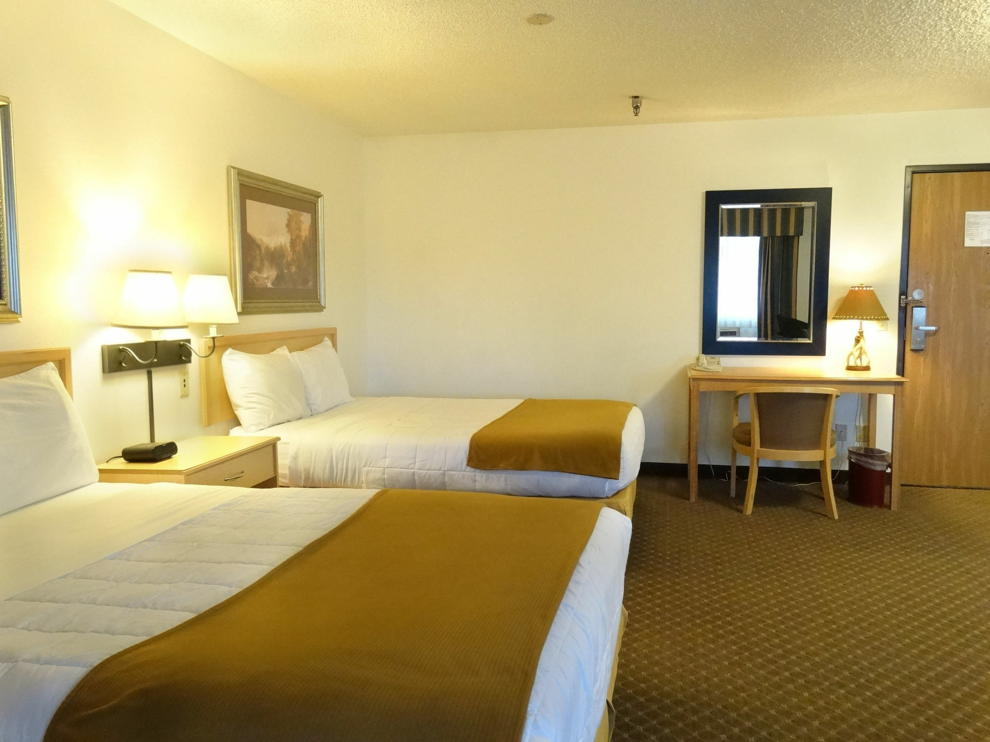 Hotel Baymont By Wyndham Whitefish Esterno foto
